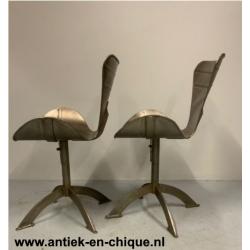 2 Unieke super stoere stalen design stoelen