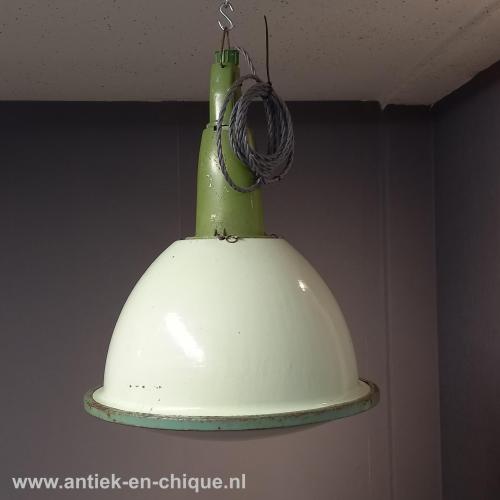 Vintage hanglamp uVintage hanglamp uit de USSRit de USSR