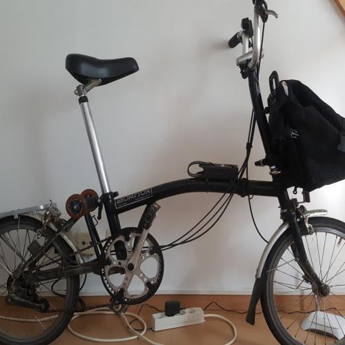 Zwarte Brompton (6 versnellingen) amper gebruikt