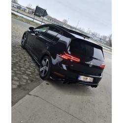 Volkswagen Golf R DSG/LED/PANO/AKRAPOVIC/VIRTUAL/DYNAUDIO