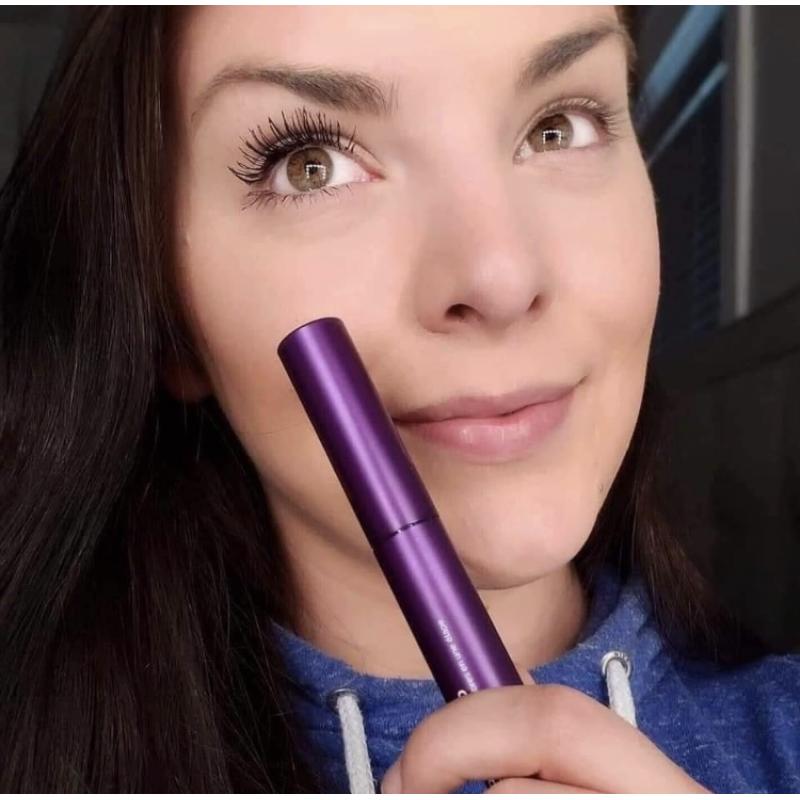 Younique 4D epic Moodstruck fiber mascara