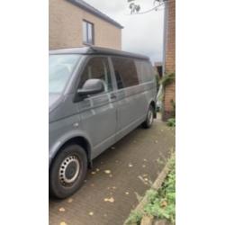 VW transporter met daktent, standverwarming, zitbank, kastjes,...