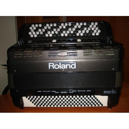 Accordeon Roland FR7