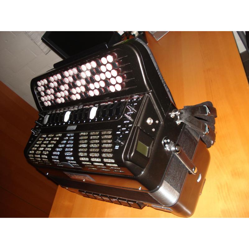 Accordeon Roland FR7