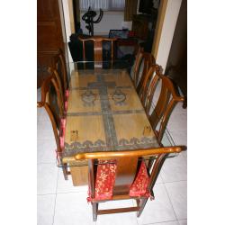 Chinese tafel   6 stoelen