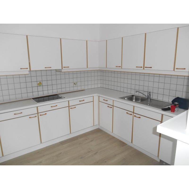 TE HUUR: appartement 120m2 - 2 slaapkamers - dichtbij Genk Centrum