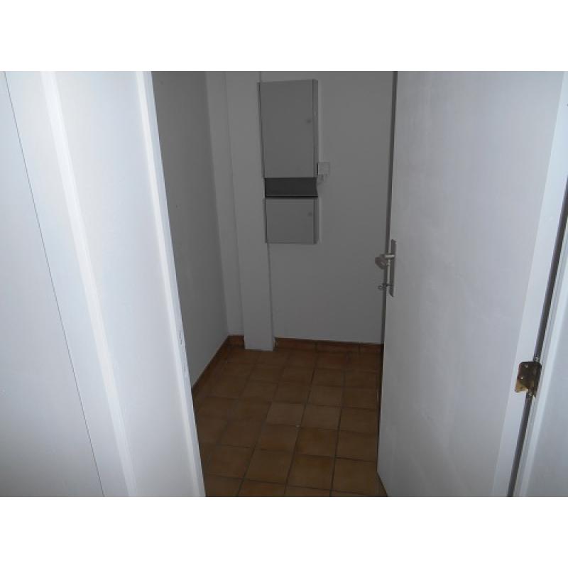 TE HUUR: appartement 120m2 - 2 slaapkamers - dichtbij Genk Centrum