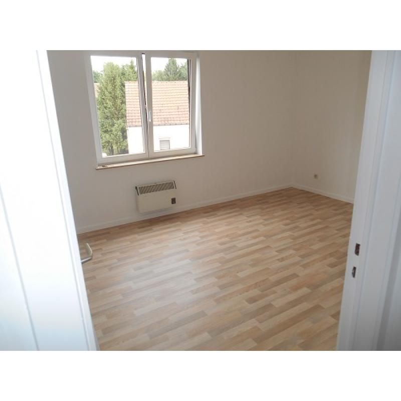 TE HUUR: appartement 120m2 - 2 slaapkamers - dichtbij Genk Centrum