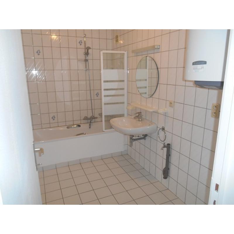 TE HUUR: appartement 120m2 - 2 slaapkamers - dichtbij Genk Centrum