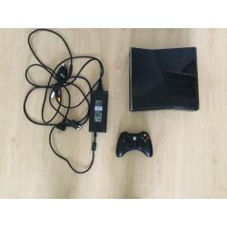 X box 360 console met games