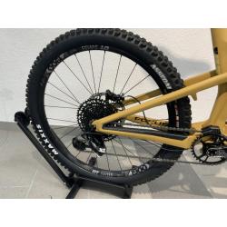 2020 FOCUS SAM 9.9 MOUNTAIN BIKE