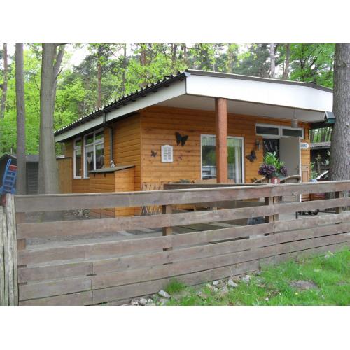 Mooi chalet/vakantiehuis op camping Jocomo Lanaken te koop