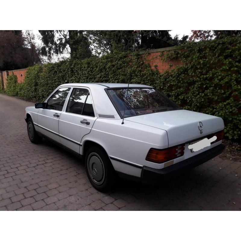 Mercedes 190 benzine