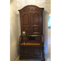 Mooie SECRETAIRE KAST  hal- living