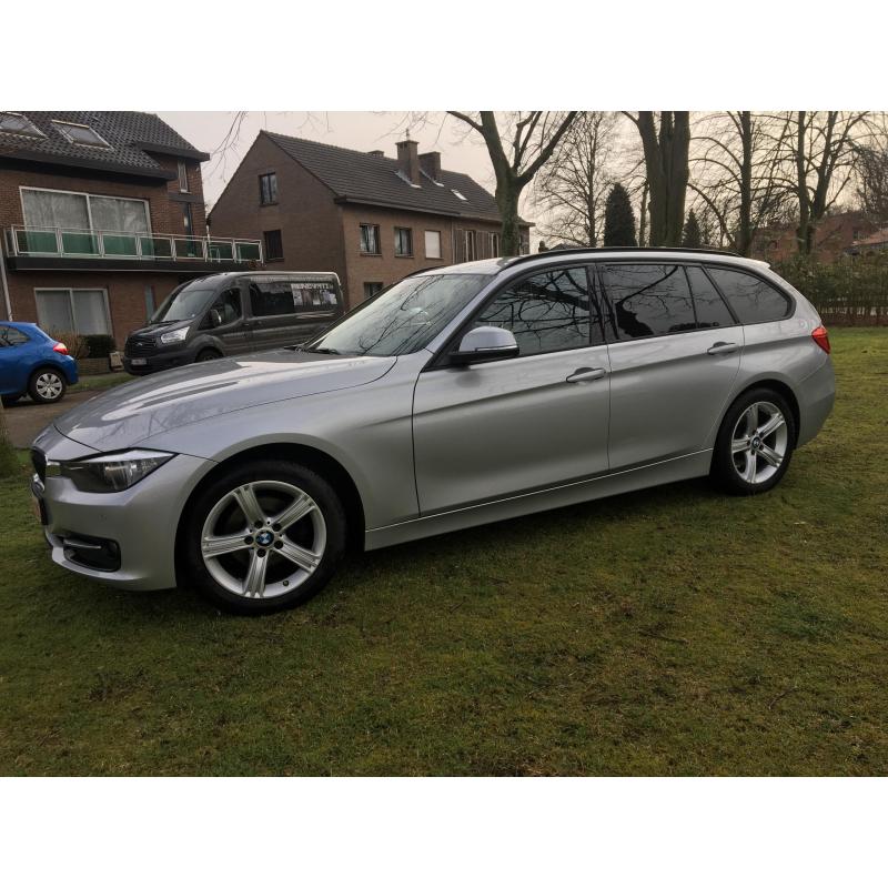 BMW 318d Touring - Sport Line -  Automaat - 2015 - 67.000 km - prachtstaat