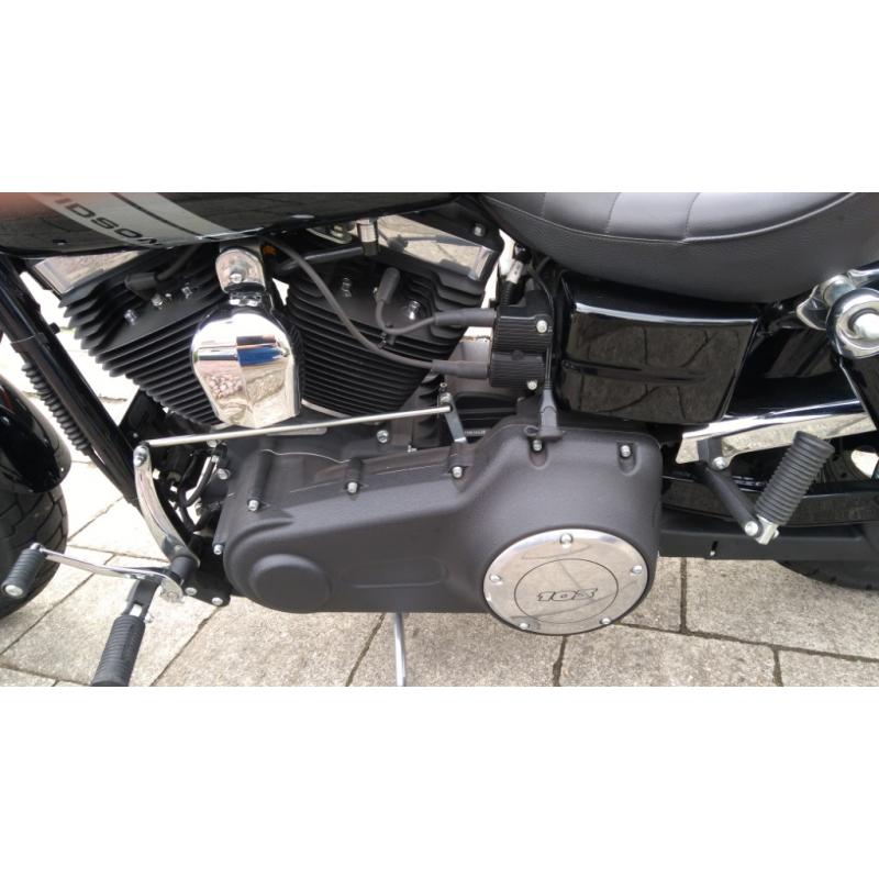 TE KOOP Harley Davidson FXDF 2015 met <6.000 km