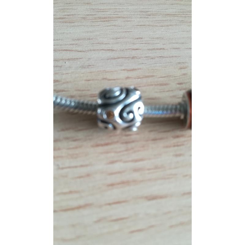 PANDORA ARMBAND