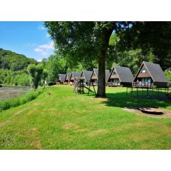 Ardennen - Bohan - chalets rechtstreeks aan de oever van de Semois