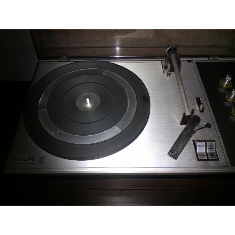 vintage platenspeler philips model 22GF715