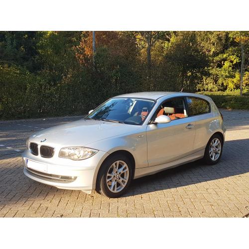 BMW1 in showroomstaat! Weinig km&#039;s en nog 3 jaar LEZ vrij
