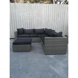 Intratuin 5-zits loungeset Roma wicker grijs.