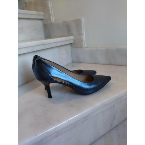 Schoenen van Nero Giardini