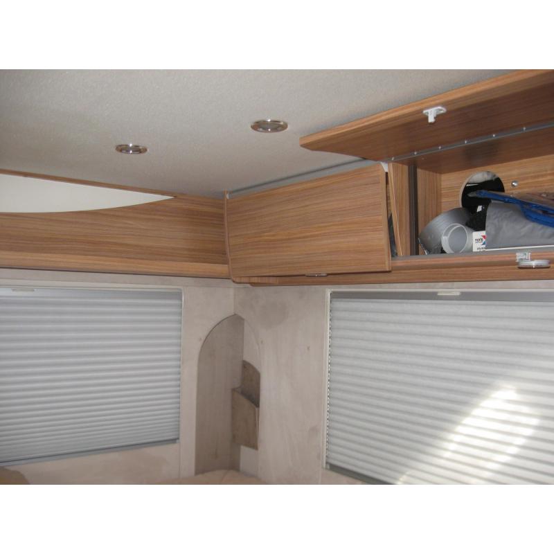 Caravan Bürstner Averso Plus 440TK