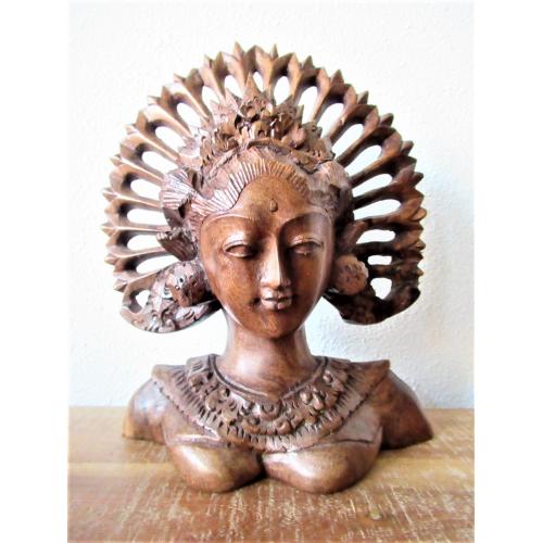 Boeddha Borstbeeld Sintah..Prachtig houtsnijwerk d.d. 1980
