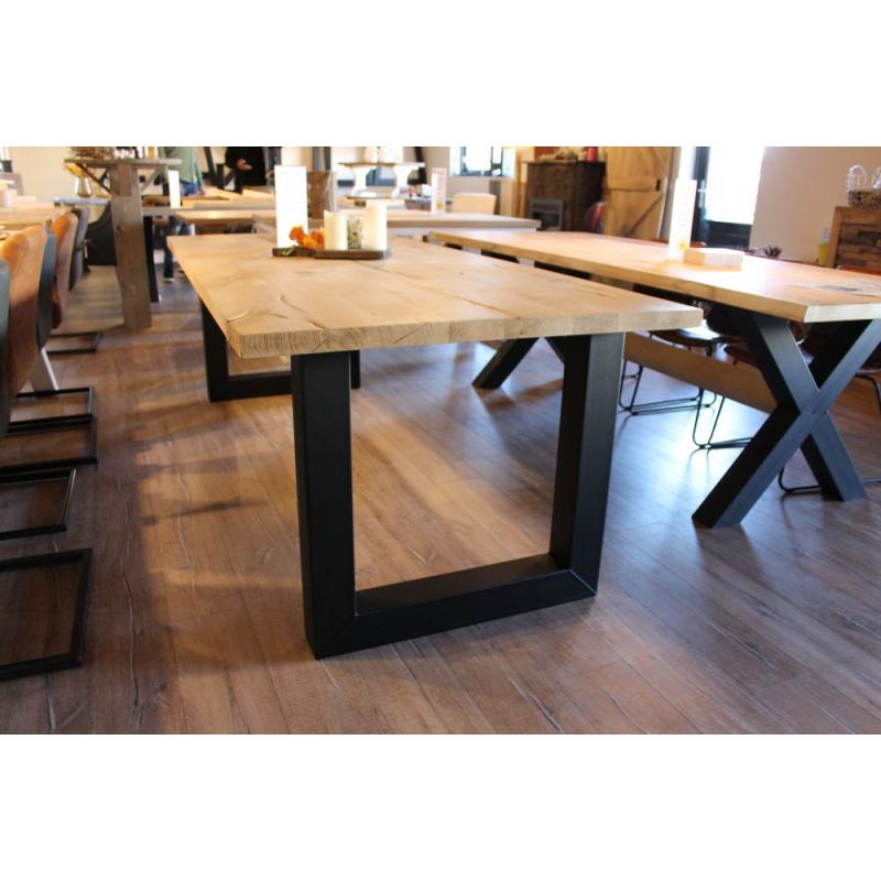 Gigantische actie sterke steigerhouten tafel €129