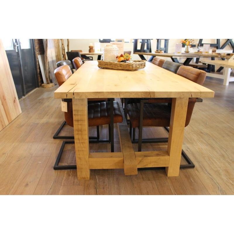 Elegante rustieke steigerhouten tafel nu 289,-