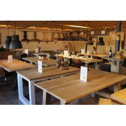 Massieve eiken eettafel kloosterhout nu 418,-