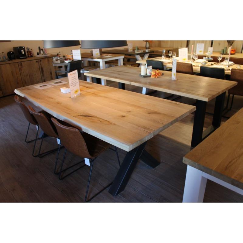 Nieuw! sterke steigerhouten eettafel €299