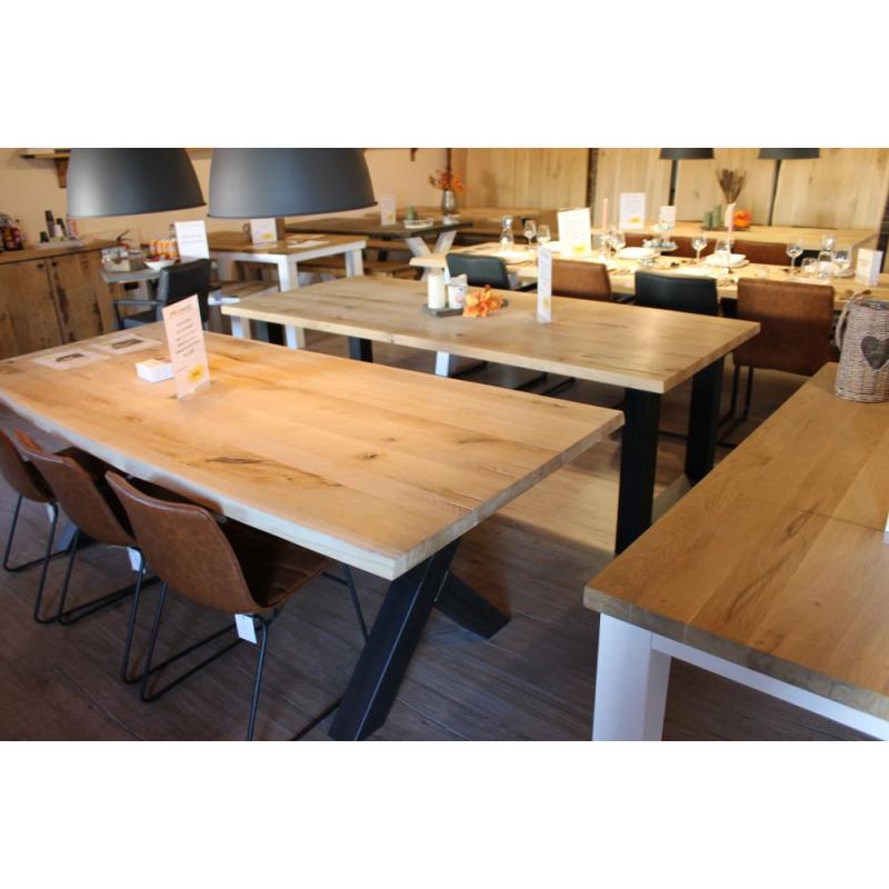 Massieve luxe eiken kloostertafel actie nu 418,-