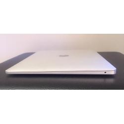 Apple MacBook Air - Retina, 13 inch, 2020