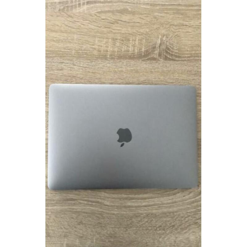 Macbook Air Retina 2019 13&#039;&#039; Zeer goede staat