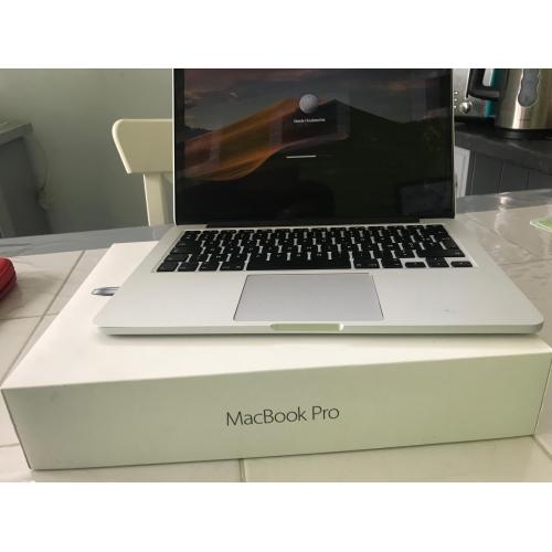 Macbook pro 13 inch (early 2015)