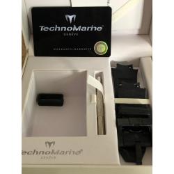 Technomarine horloge zwarte klok met 2 verschillende banden