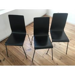 3 zwarte ikea stoelen