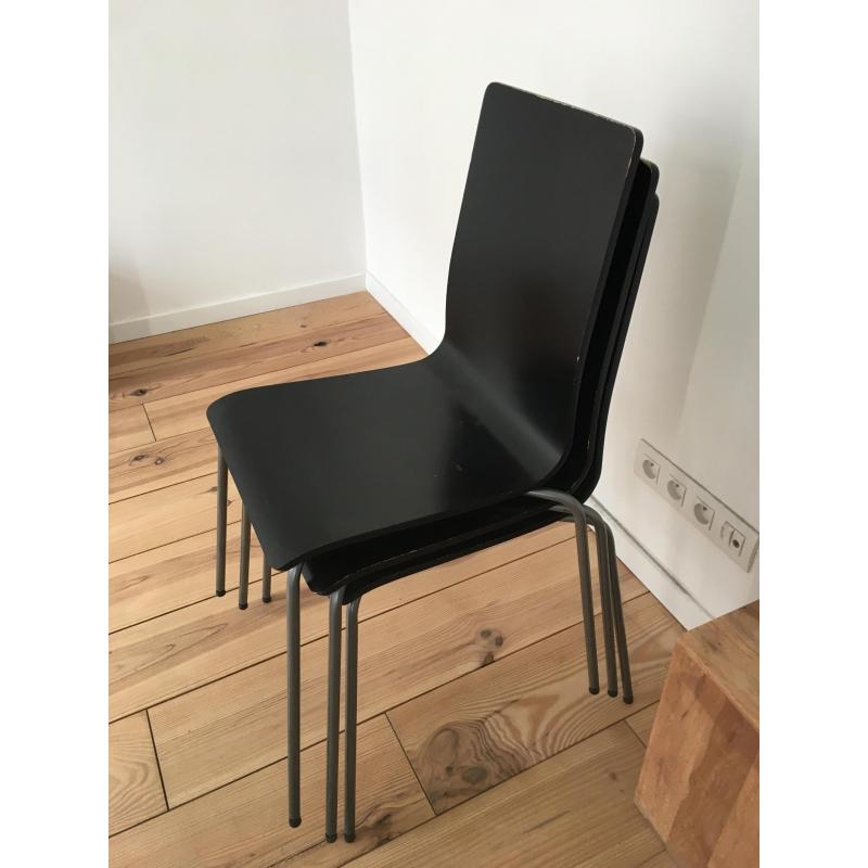 3 zwarte ikea stoelen