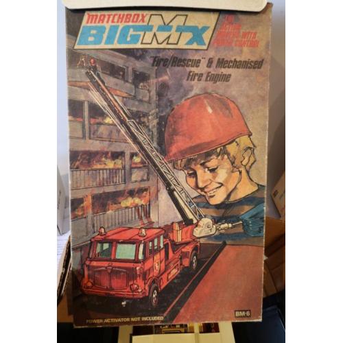 ZELDZAME VINTAGE 1972 MATCHBOX BIG MX BM-6 FIRE RESCUE SET