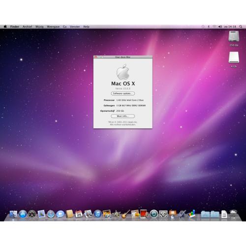 Te Koop een Mac Mini 2.1 Intel Core 2 Duo met Serienummer YM8331YYYL1 met 1,83 Ghz met draadloos internet en een Apple Usb Toetsenbord en een Apple Mighty Usb Mouse.