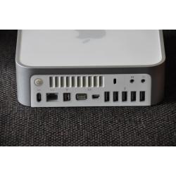 Te Koop Mac Mini YM008B8I9G5 en Isight Cam. en Airport Extr. en Draadl. Apple T. en Draadl. Apple Magic Mouse.