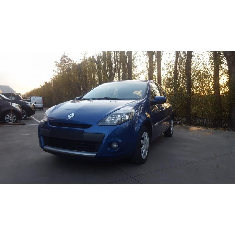 Renault Clio benzine 74.000 km