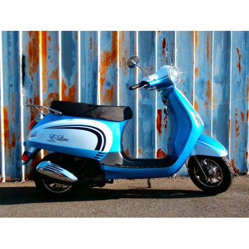 Nieuwe E-line blue/white scooter Klasse A of B Topdeal