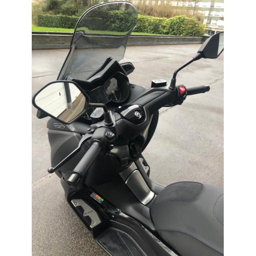 Scooter merk Yamaha 300 cc