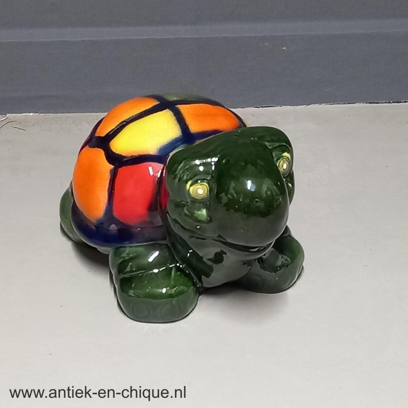 Beeld, schildpad van keramiek