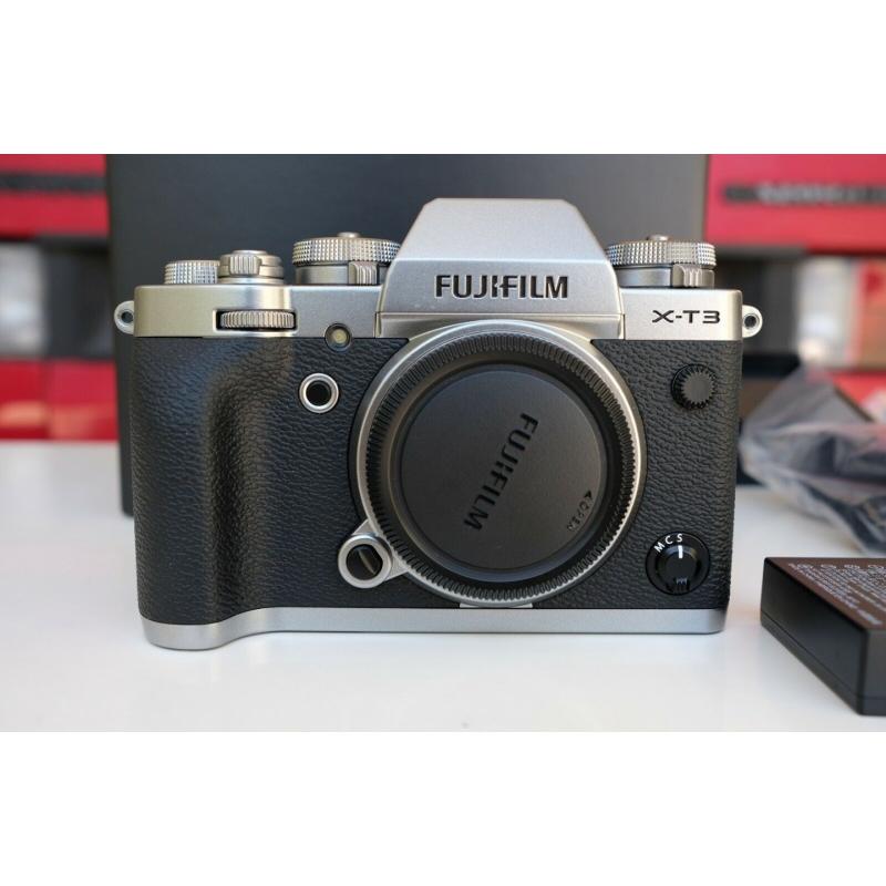 Fuji X-T3 Zilver - Nieuwstaat - Digitale Camera