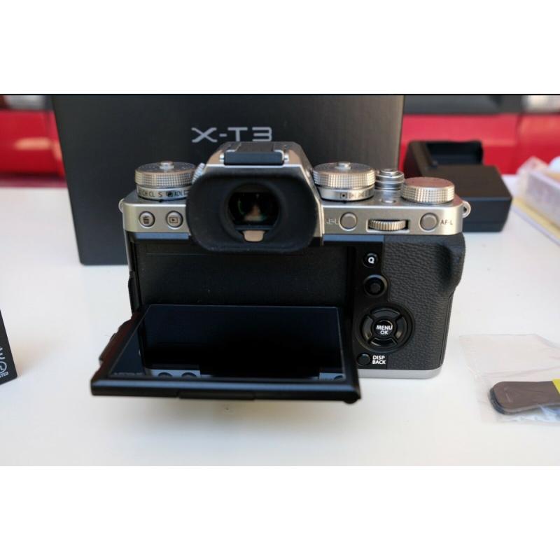 Fuji X-T3 Zilver - Nieuwstaat - Digitale Camera