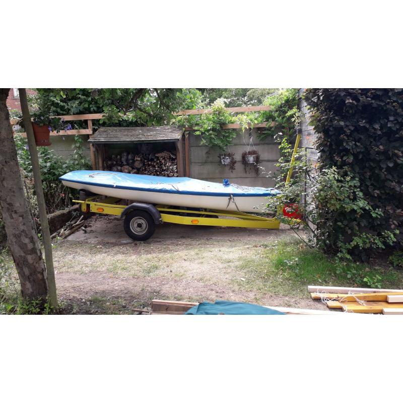 SPLASH zeilboot te koop incl. Strand- en baantrailer