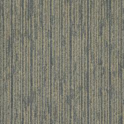Yuton 105 tapijttegels van Interface. Nog in drie kleuren